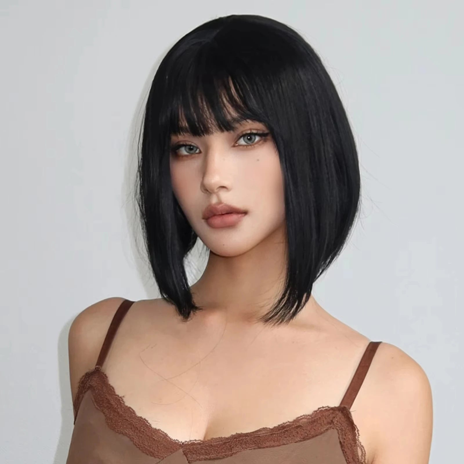 Short Straight Bob Black synthetic wig with fringe Ladies High temperature silk wig Christmas party Cosplay daily wear wig