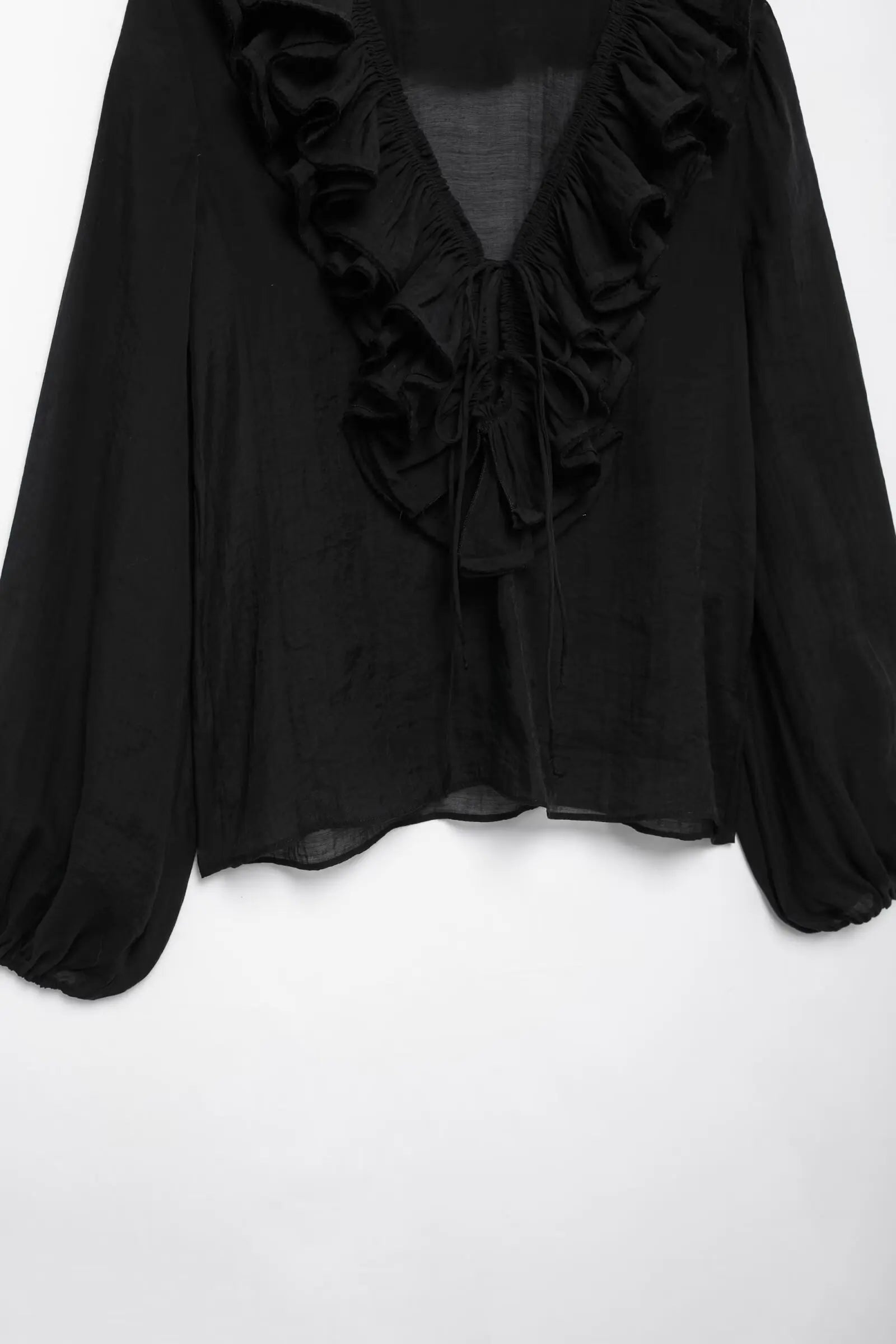 TRAFZA Elegant Women's Tierred Ruffles Blouses V-Neck Long Sleeve Loose Shirt Lady 2025 Spring Chic Lace-up Wild Woman Solid Top