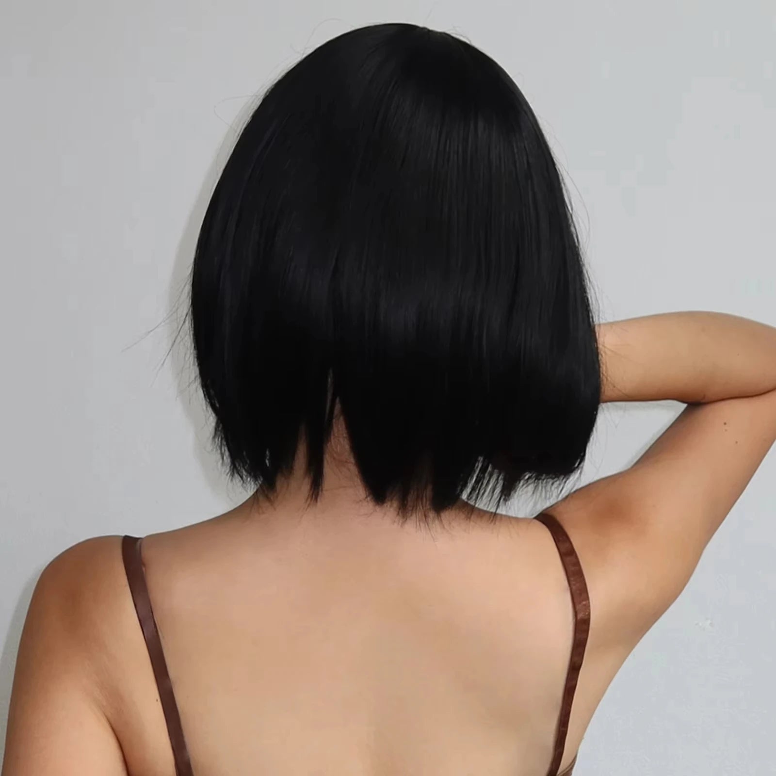 Short Straight Bob Black synthetic wig with fringe Ladies High temperature silk wig Christmas party Cosplay daily wear wig