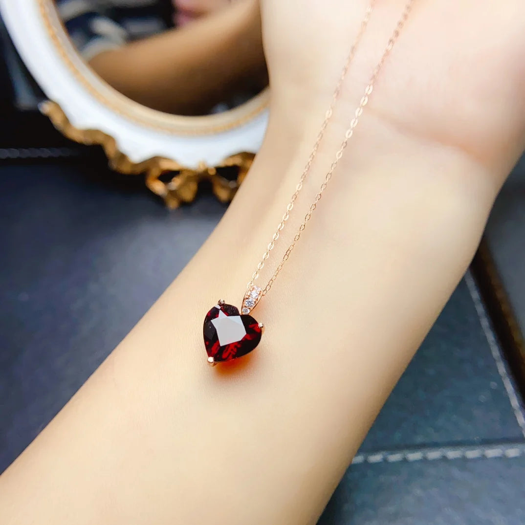 FS S925 Sterling Silver 10mm Heart-shaped Natural Garnet Pendant for Women Fine Charm Weddings Jewelry Certificate MeiBaPJ
