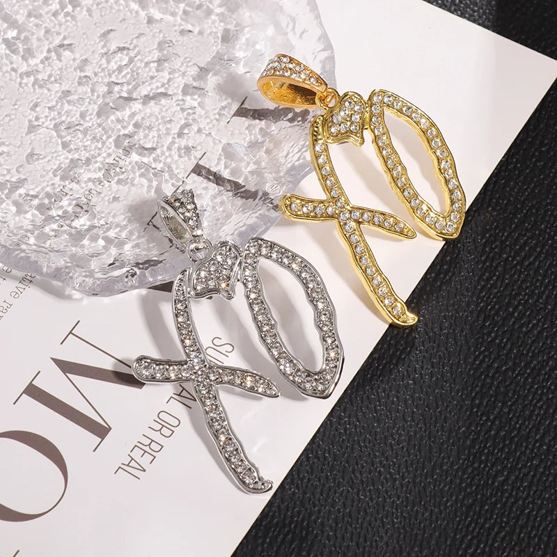 Classic Hip Hop Ice Flower Letter Xo Necklace Cubic Zirconia Pendant for Men and Women Street Rock Rap Party Jewelry