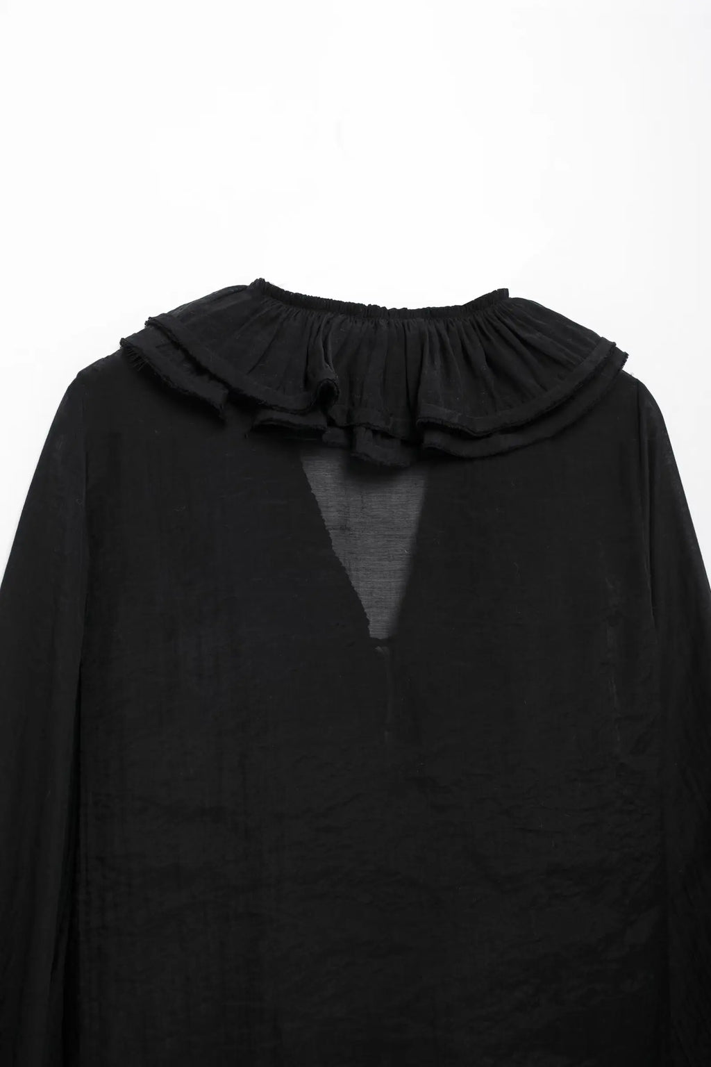 TRAFZA Elegant Women's Tierred Ruffles Blouses V-Neck Long Sleeve Loose Shirt Lady 2025 Spring Chic Lace-up Wild Woman Solid Top