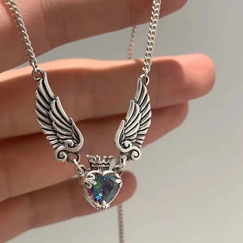 Vintage Gothic Heart Crown Angel Wings Pendant Necklaces for Women Fashion Exquisite Love Shape Clavicle Chain Choker Jewelry