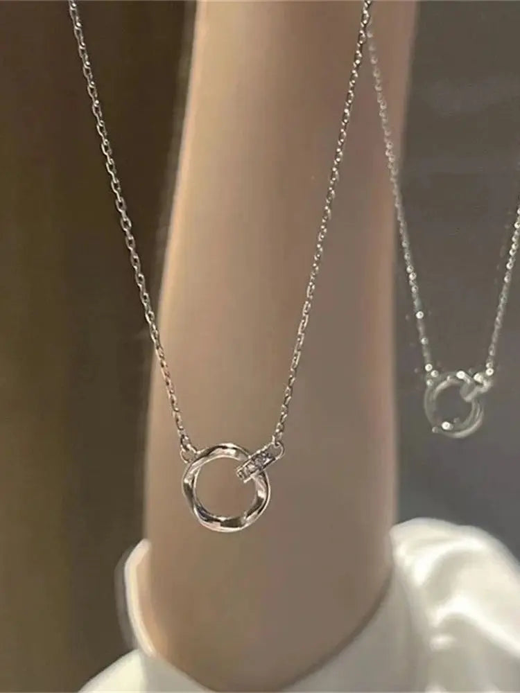 Silver Color Möbius Strip Pendant Necklace Irregular Ring Necklace For Women INS Fashion Jewelry Accessories Dropshipping