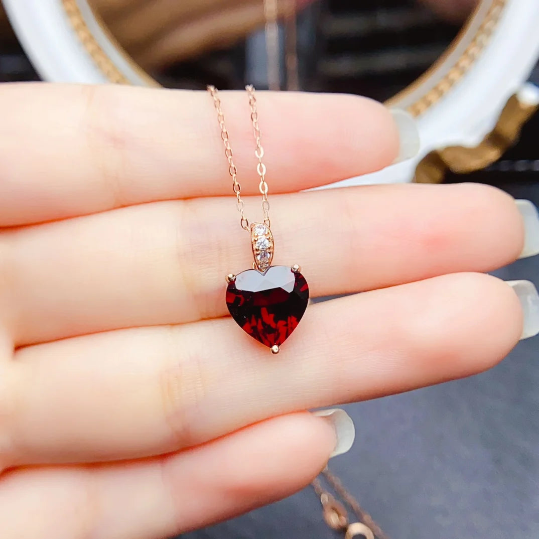 FS S925 Sterling Silver 10mm Heart-shaped Natural Garnet Pendant for Women Fine Charm Weddings Jewelry Certificate MeiBaPJ