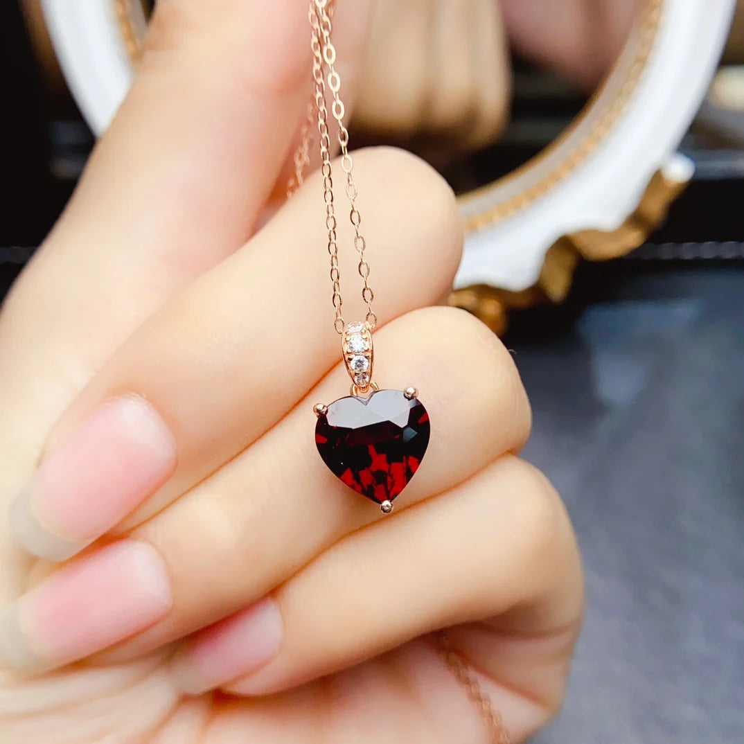FS S925 Sterling Silver 10mm Heart-shaped Natural Garnet Pendant for Women Fine Charm Weddings Jewelry Certificate MeiBaPJ